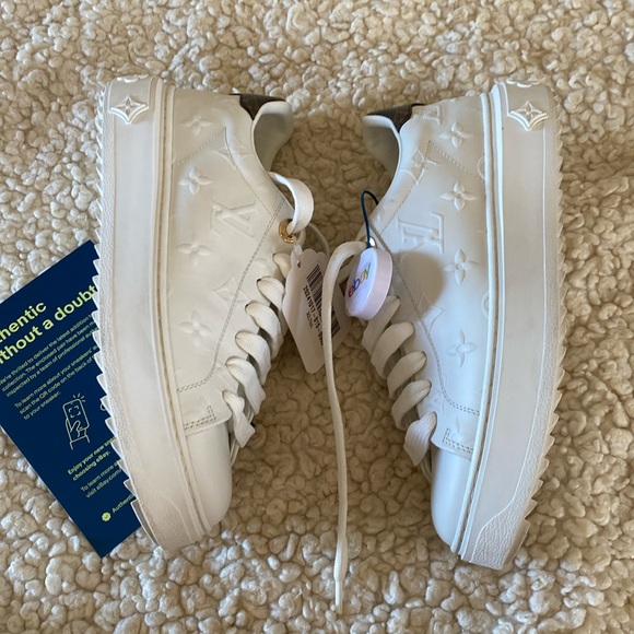 Louis Vuitton time out sneaker - Picture 3 of 17